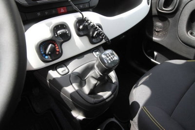 Fiat Panda 1.0 FireFly S&S Hybrid City Cross (12)