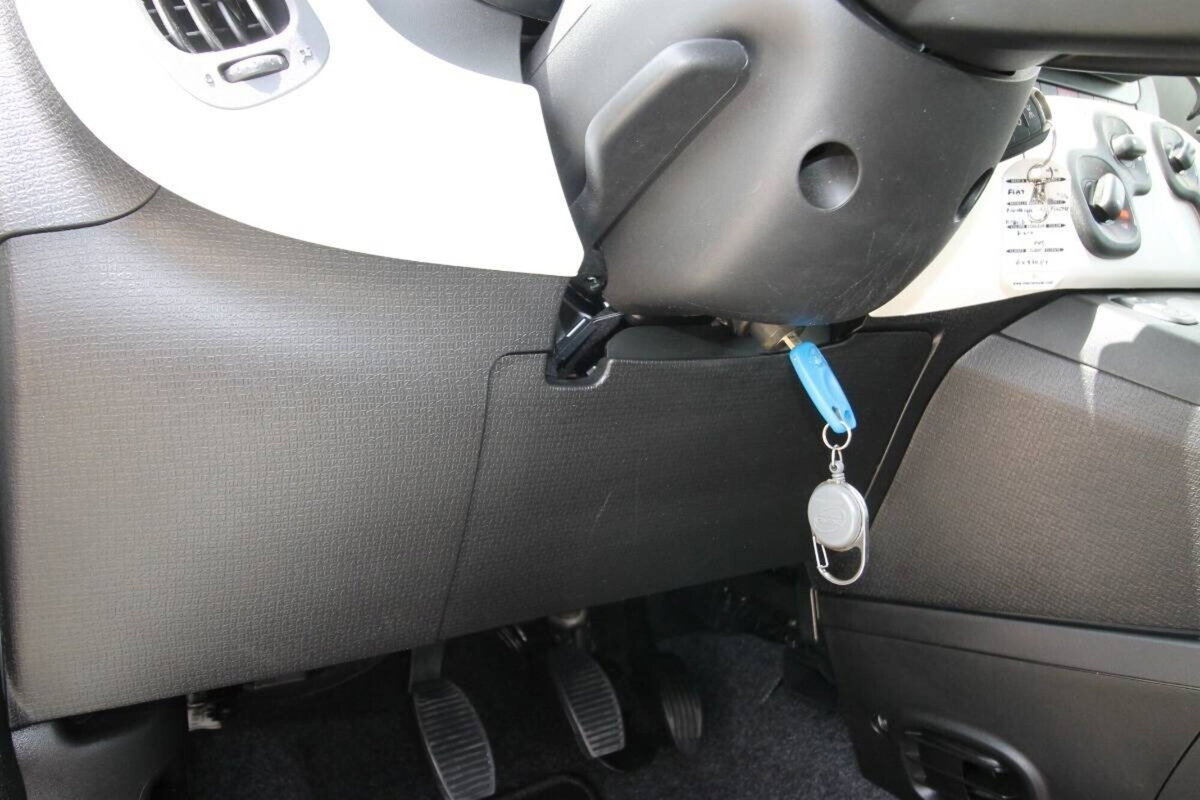 Fiat Panda 1.0 FireFly S&S Hybrid City Cross (14)