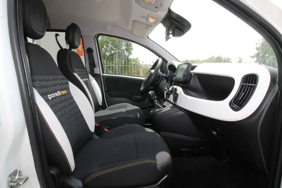 Fiat Panda 1.0 FireFly S&S Hybrid City Cross (20)