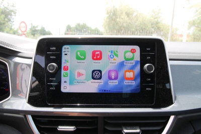 Volkswagen T-Roc 1.0 tsi Style 115cv (10)