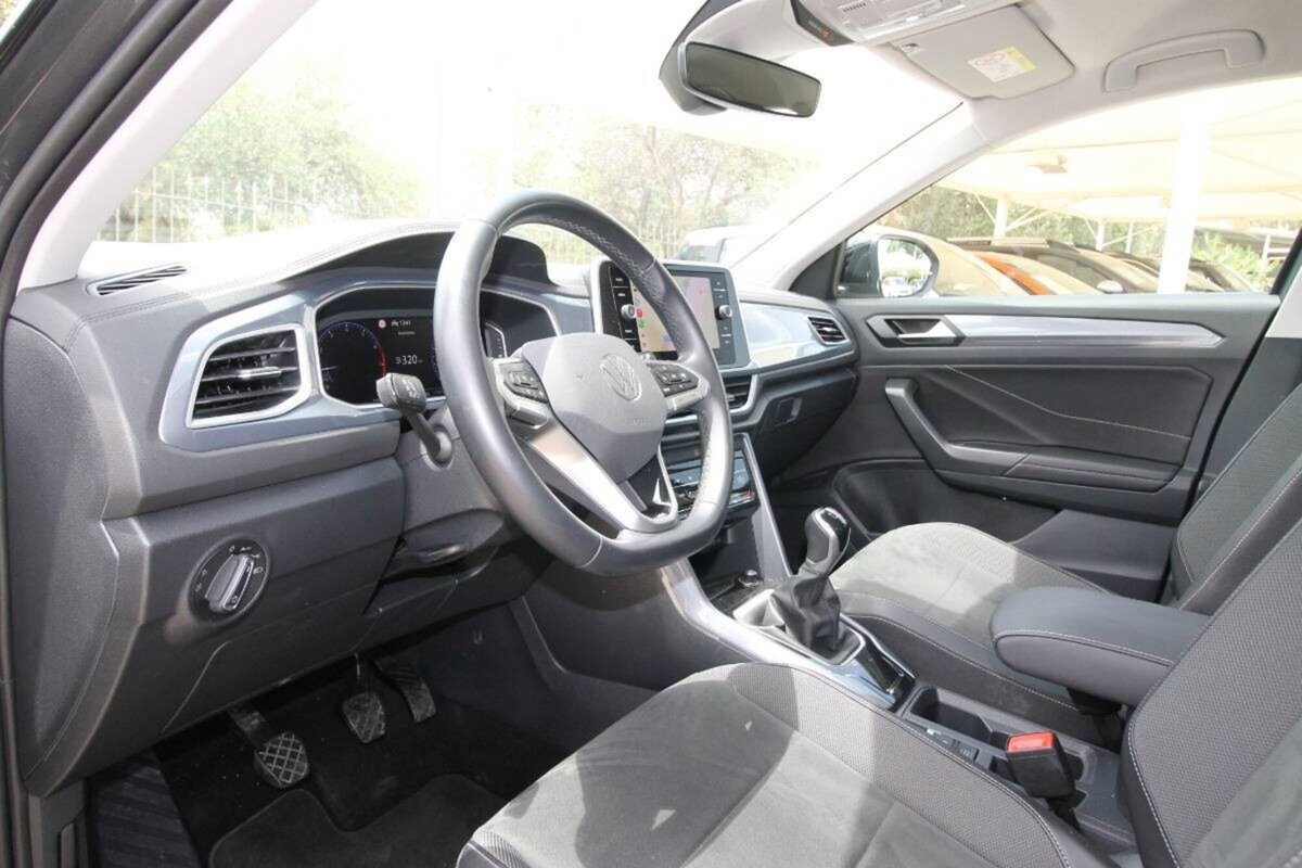Volkswagen T-Roc 1.0 tsi Style 115cv (14)