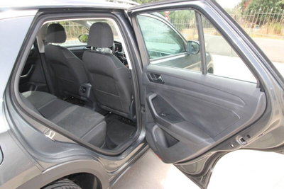 Volkswagen T-Roc 1.0 tsi Style 115cv (18)