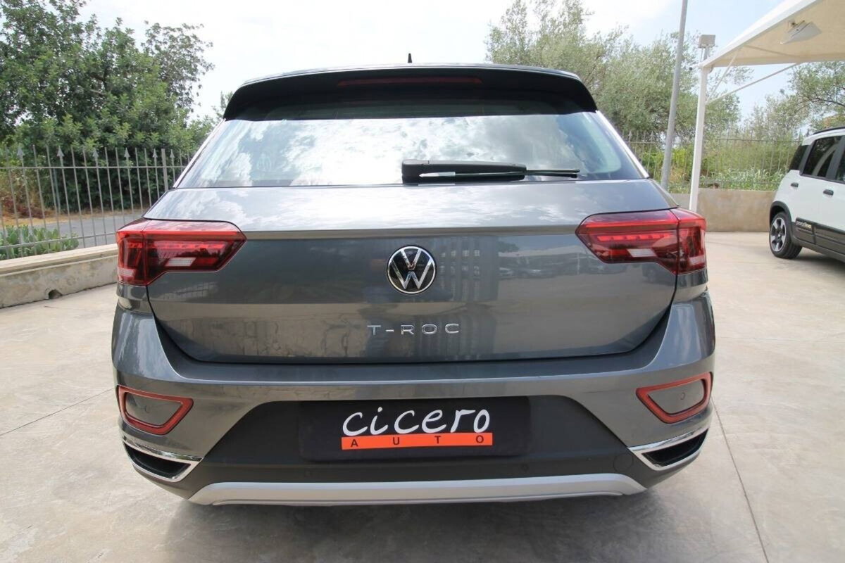 Volkswagen T-Roc 1.0 tsi Style 115cv (4)