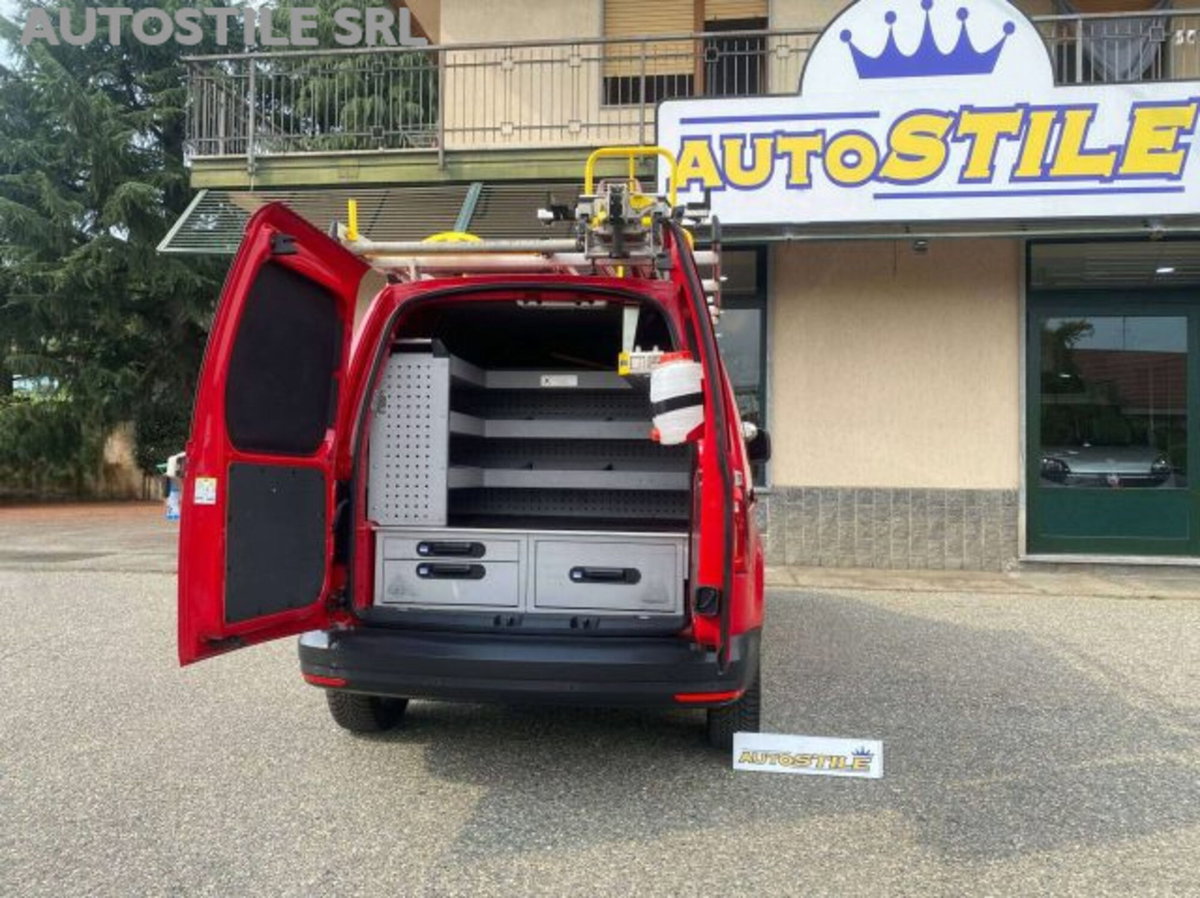 Volkswagen Veicoli Commerciali Caddy 2.0 tdi scr 122cv 4motion Edition (2)
