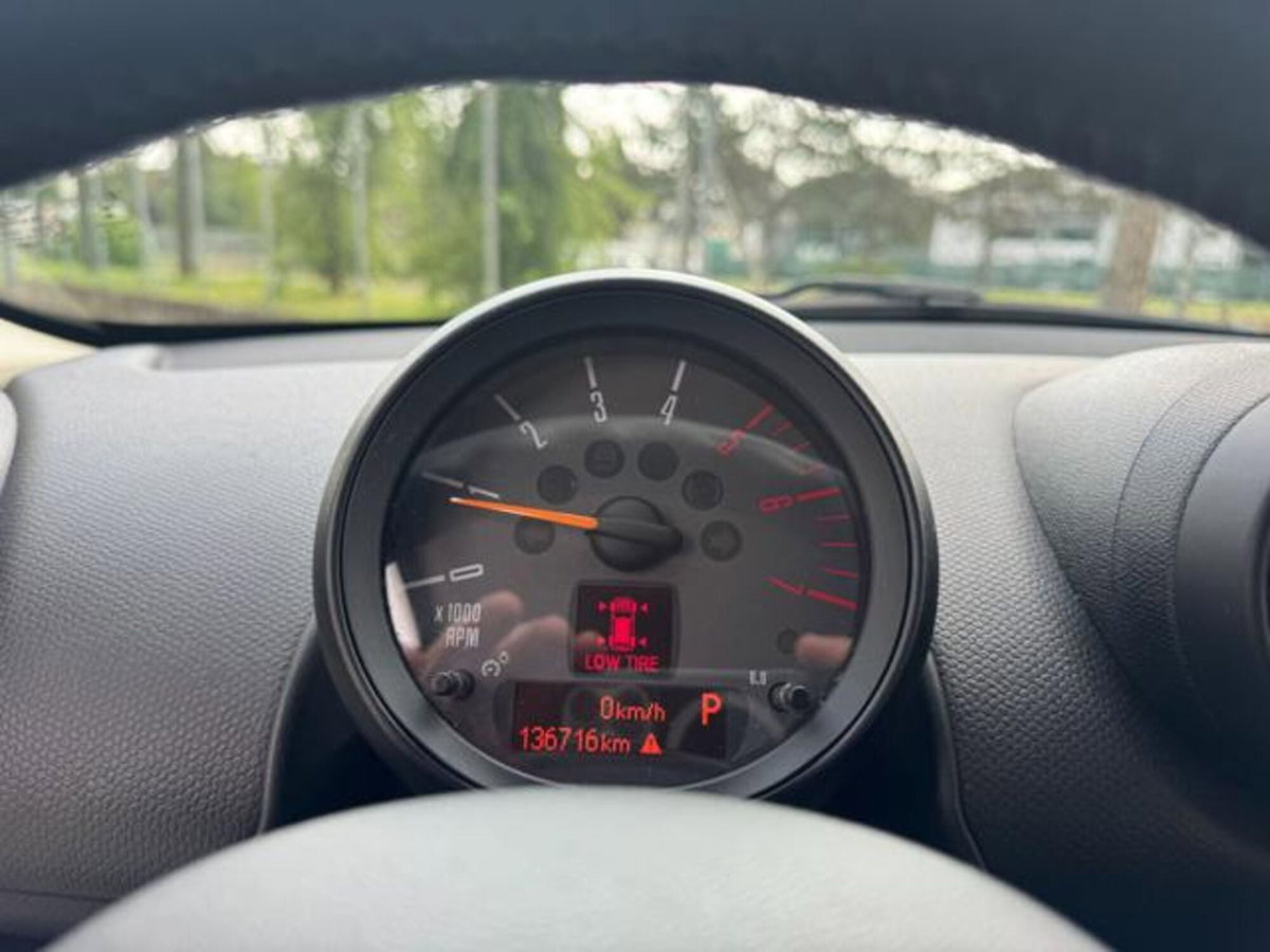 MINI Mini Countryman 2.0 Cooper D Park Lane Countryman Automatica (10)