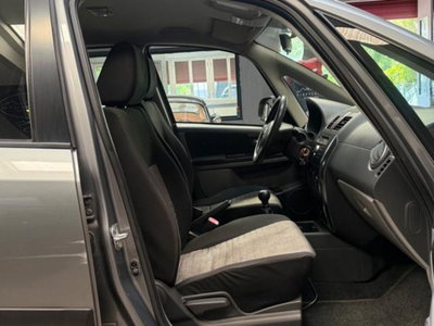 Suzuki SX4 16V Outdoor Line GL (12)