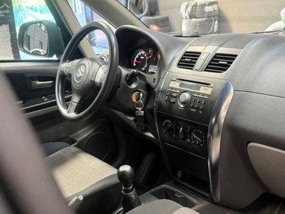 Suzuki SX4 16V Outdoor Line GL (13)
