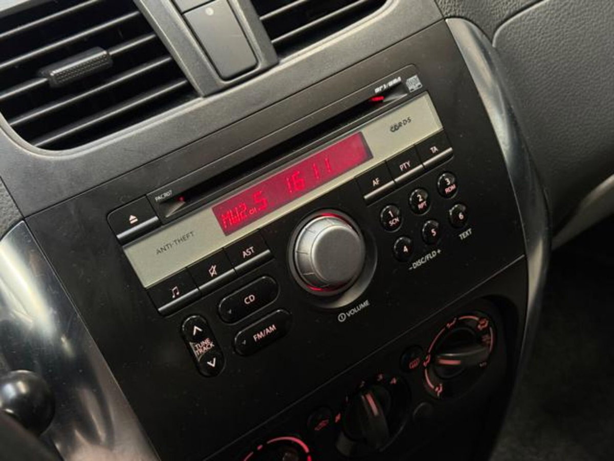 Suzuki SX4 16V Outdoor Line GL (14)