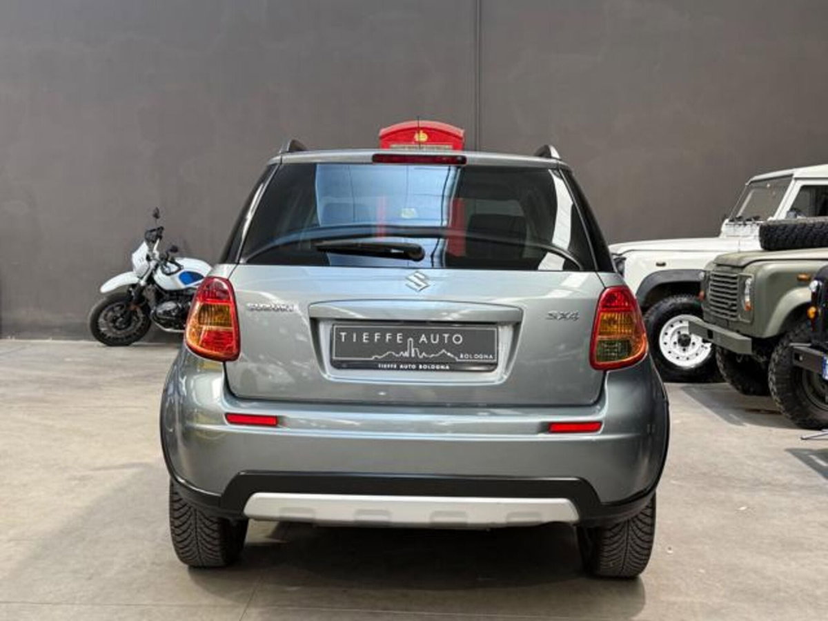 Suzuki SX4 16V Outdoor Line GL (5)