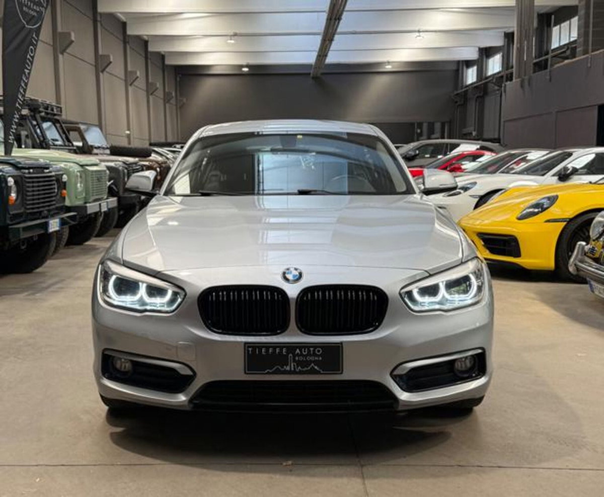 BMW Serie 1 116d 2.0 116CV cat 5 porte Attiva DPF (2)