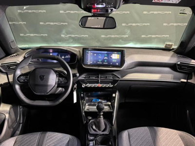 Peugeot 2008 PureTech 100 S&S Allure (10)