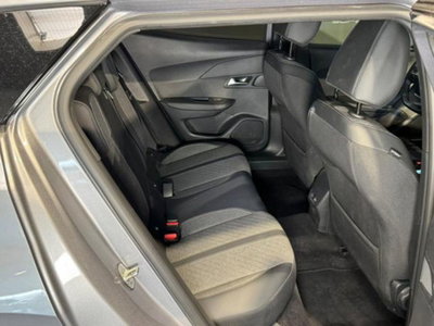 Peugeot 2008 PureTech 100 S&S Allure (13)
