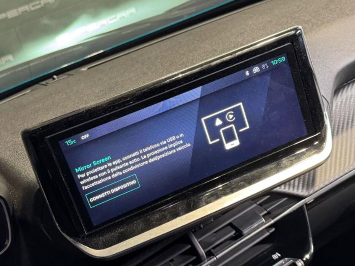 Peugeot 2008 PureTech 100 S&S Allure (14)