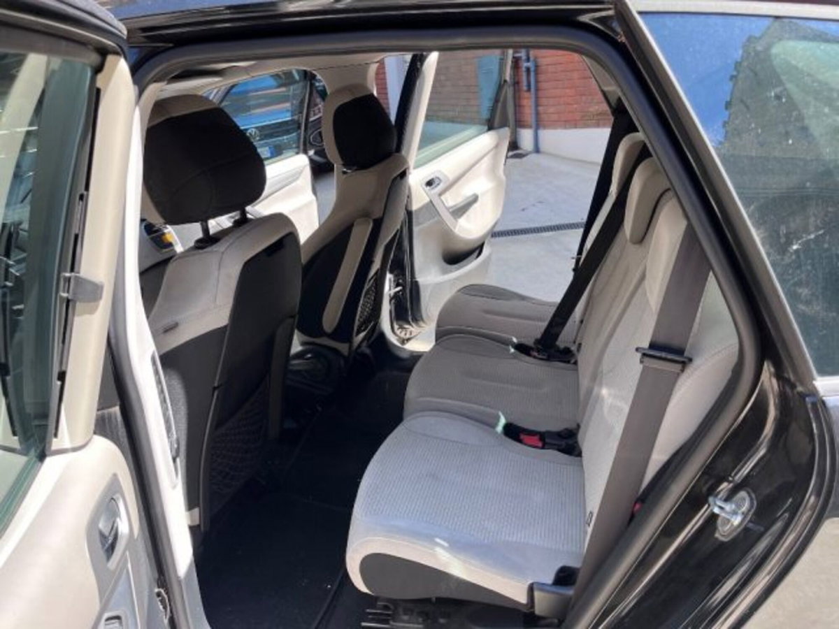 Citroen C4 Gran Picasso 1.6 VTi 120 Perfect (8)