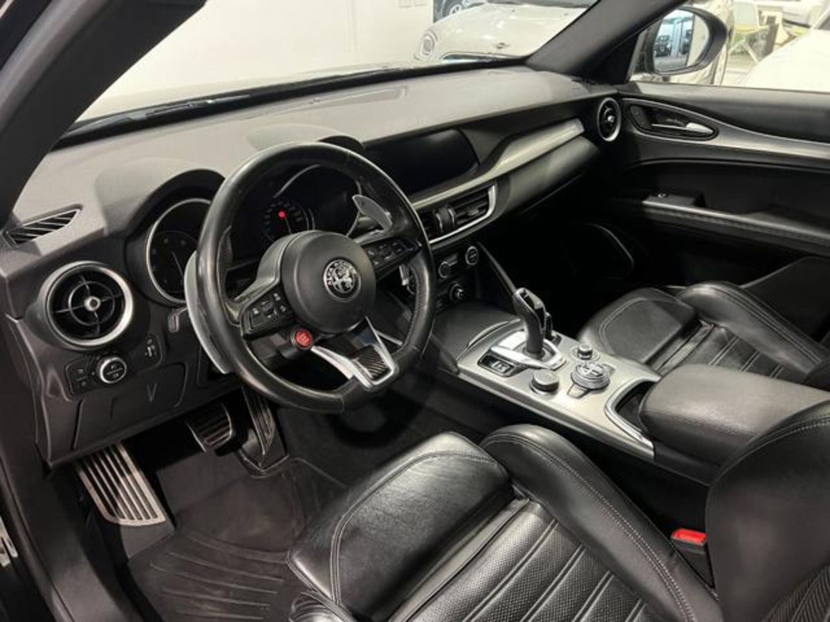 Alfa Romeo Stelvio Stelvio 2.2 Turbodiesel 210 CV AT8 Q4 Veloce (7)