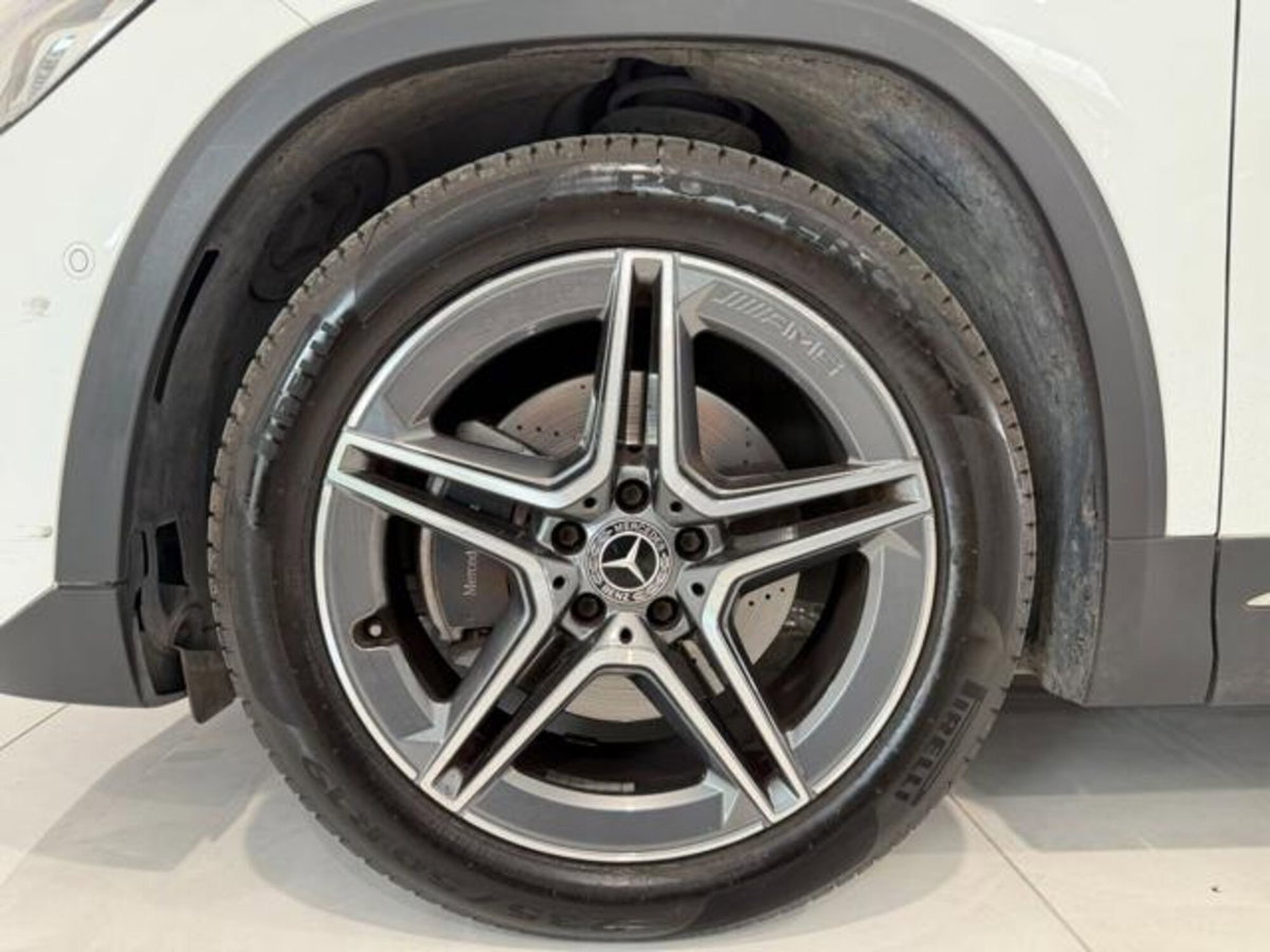 Mercedes-Benz GLA SUV 200 Automatic Premium (20)