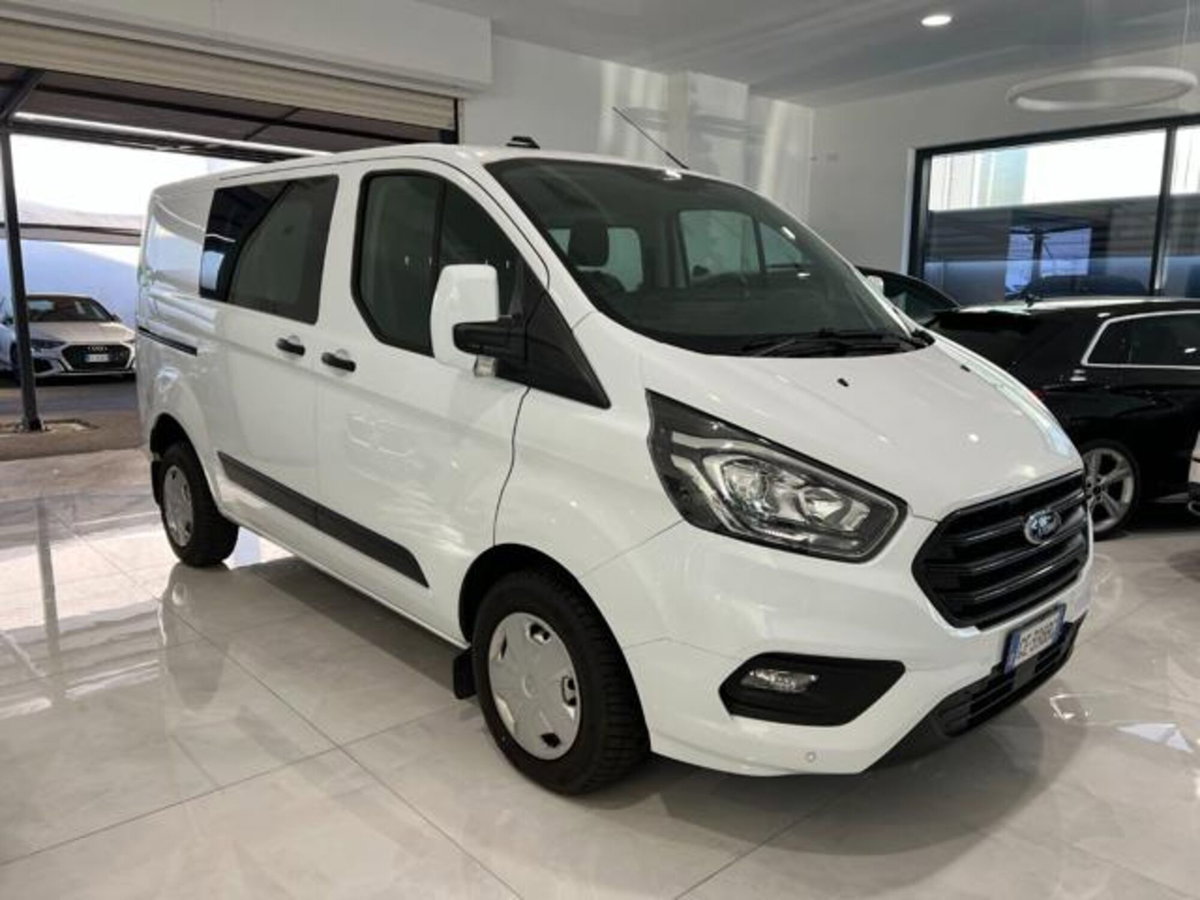 Ford Transit Custom Furgone 300 2.0 EcoBlue Hybrid 130 PC-DC Furg.Titan.