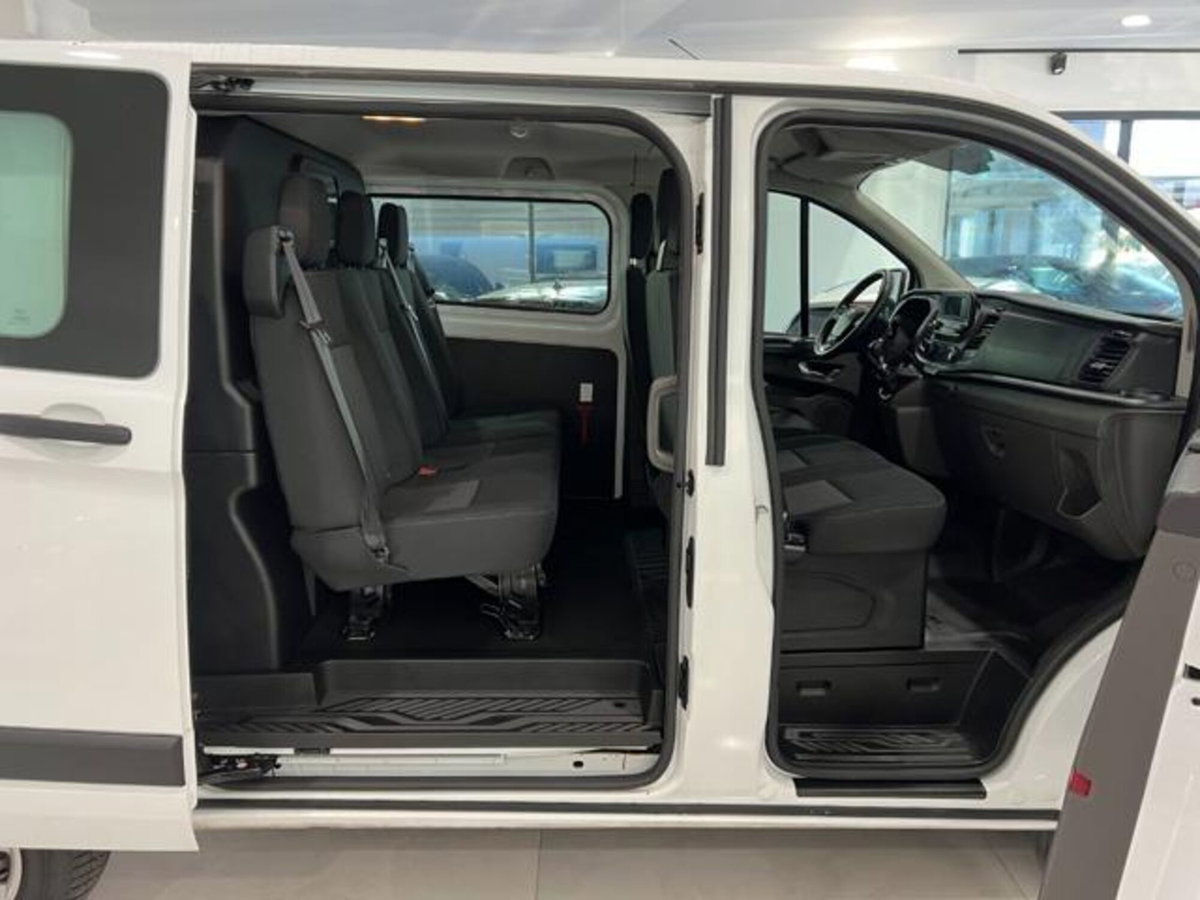 Ford Transit Custom Furgone 300 2.0 EcoBlue Hybrid 130 PC-DC Furg.Titan. (2)