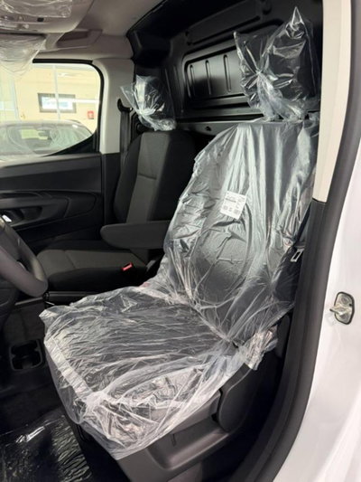 Opel Combo Furgone Cargo 1.5 Diesel 100CV PC 650kg Essentia (10)