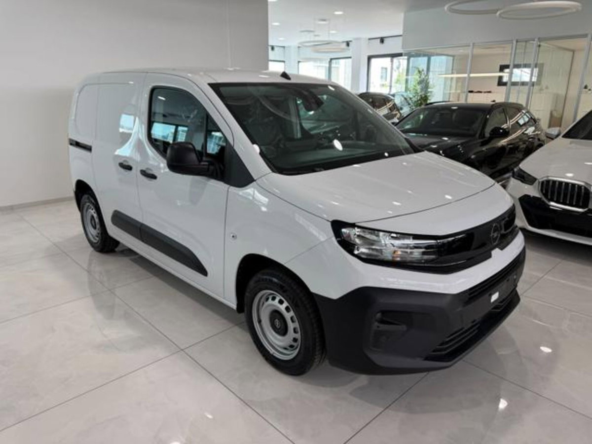 Opel Combo Furgone Cargo 1.5 Diesel 100CV PC 650kg Essentia (2)