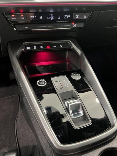 Audi A3 Sportback 35 TDI S tronic S line edition (14)