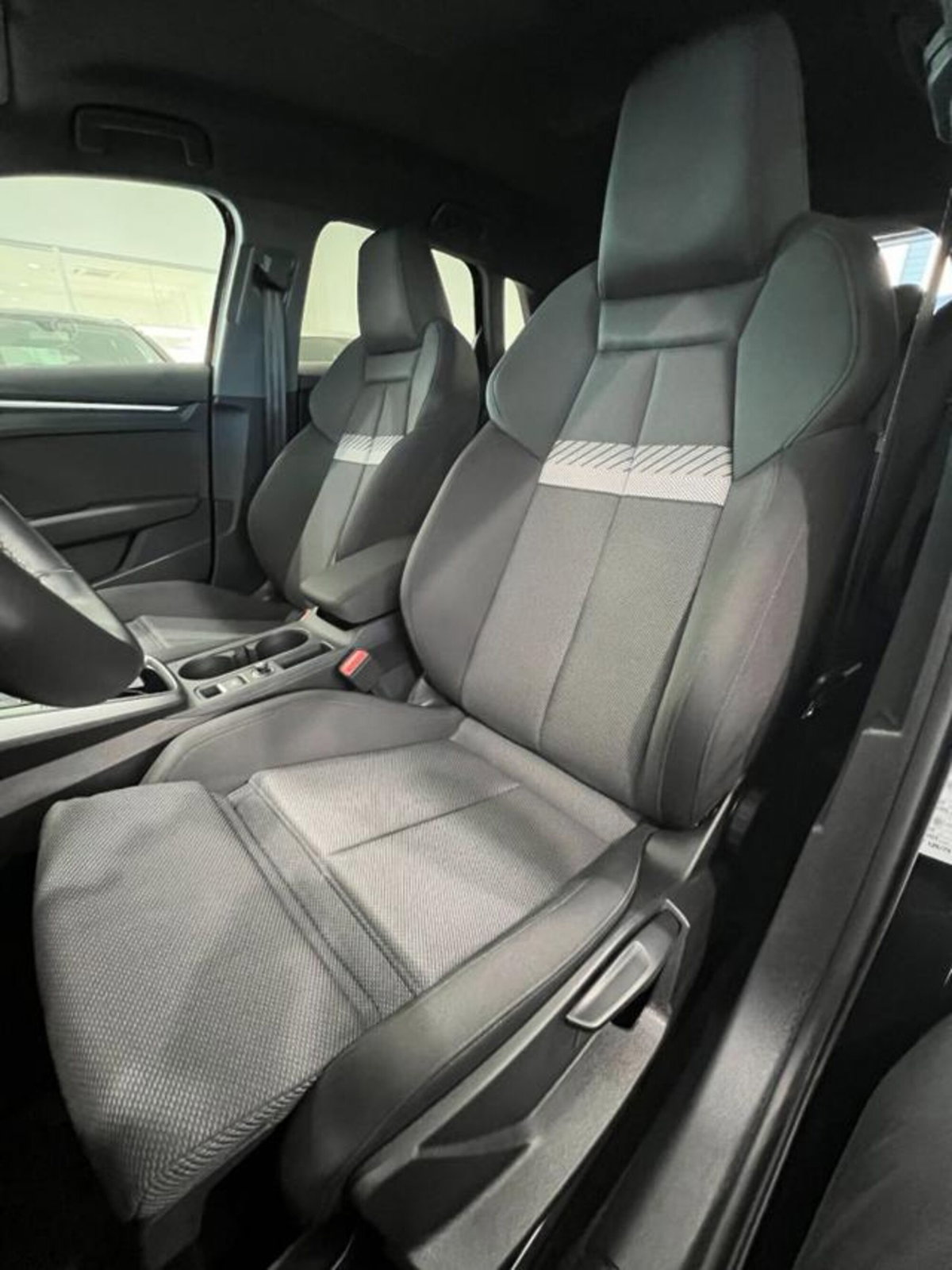 Audi A3 Sportback 35 TDI S tronic S line edition (6)