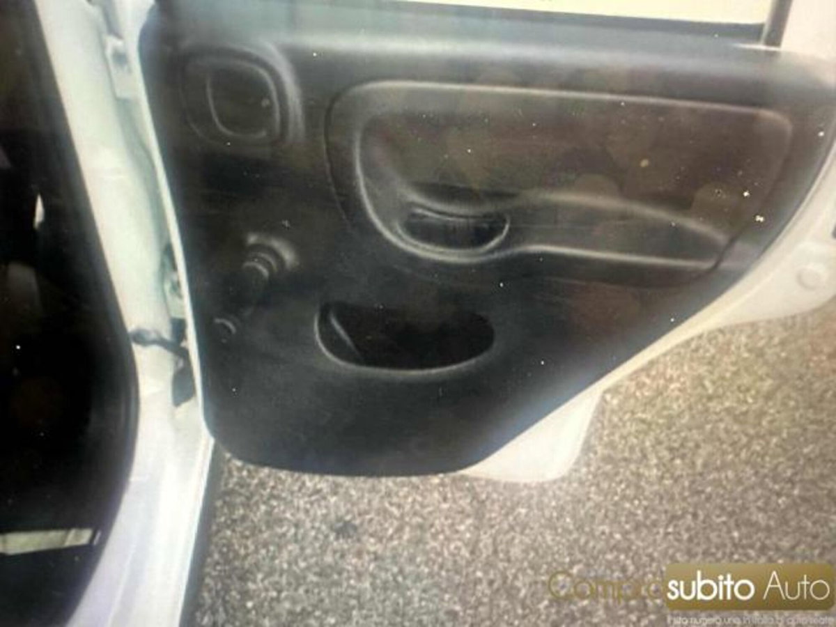 Fiat Panda 0.9 TwinAir Turbo S&S 4x4 Trussardi (9)