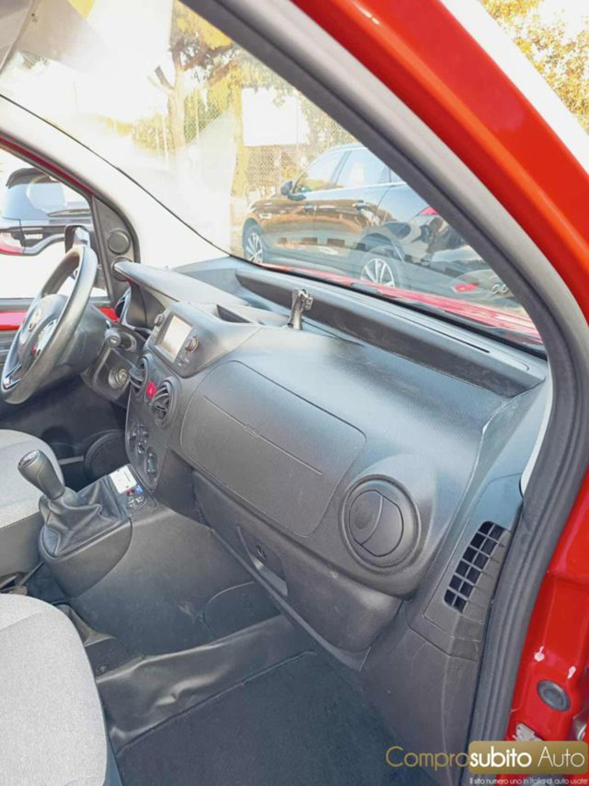 Fiat Fiorino 1.3 MJT 80CV Combinato (10)