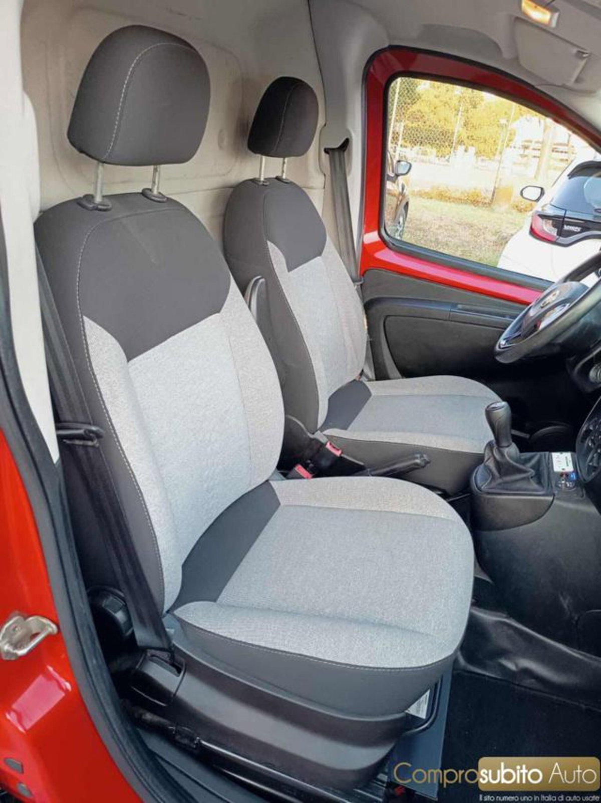 Fiat Fiorino 1.3 MJT 80CV Combinato (11)
