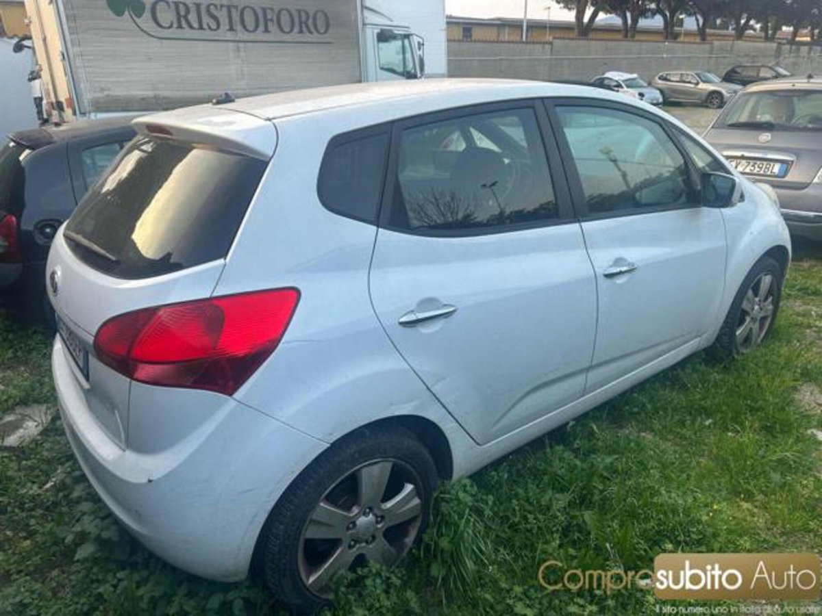 Kia Venga 1.6 CVVT TX (5)
