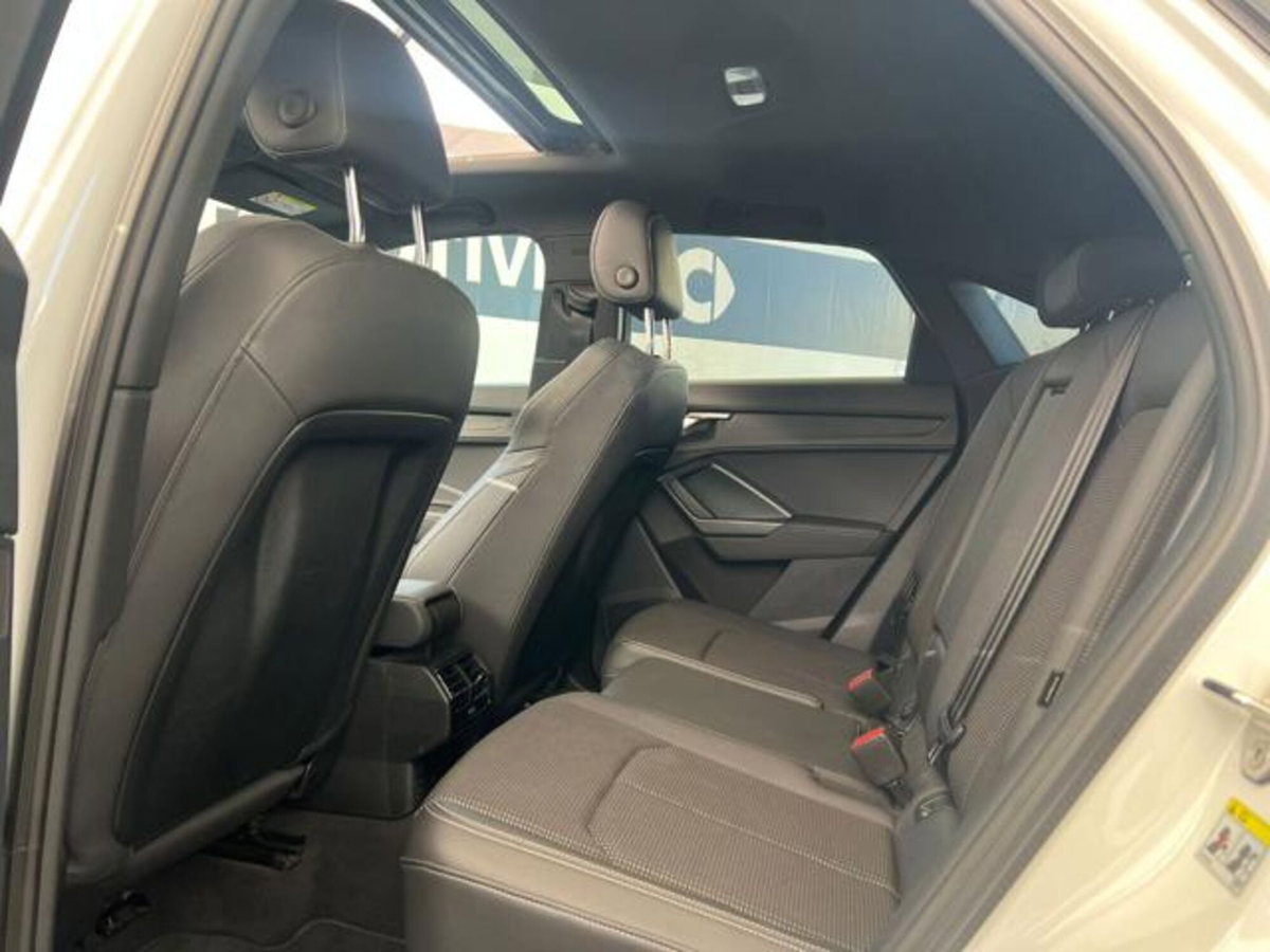 Audi Q3 Sportback 35 TDI quattro S tronic S line edition (8)