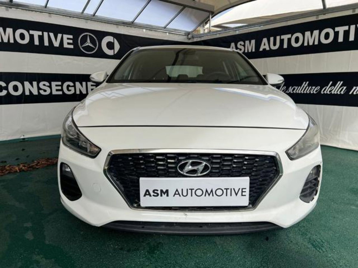 Hyundai i30 Station Wagon 1.6 CRDi 110CV Comfort (2)