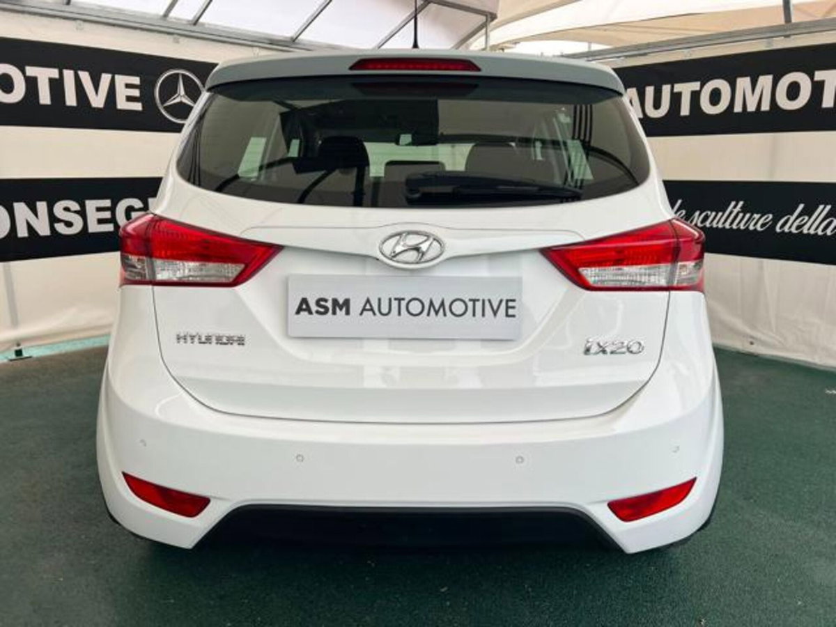 Hyundai ix20 1.4 CRDI 90 CV Classic (5)