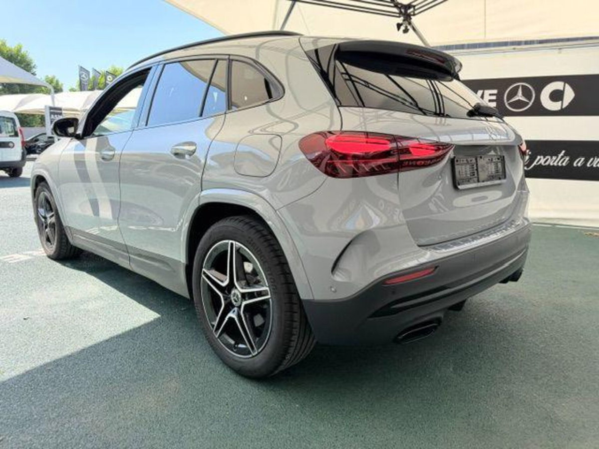 Mercedes-Benz GLA SUV 200 d AMG Line Premium Plus 4matic auto (4)