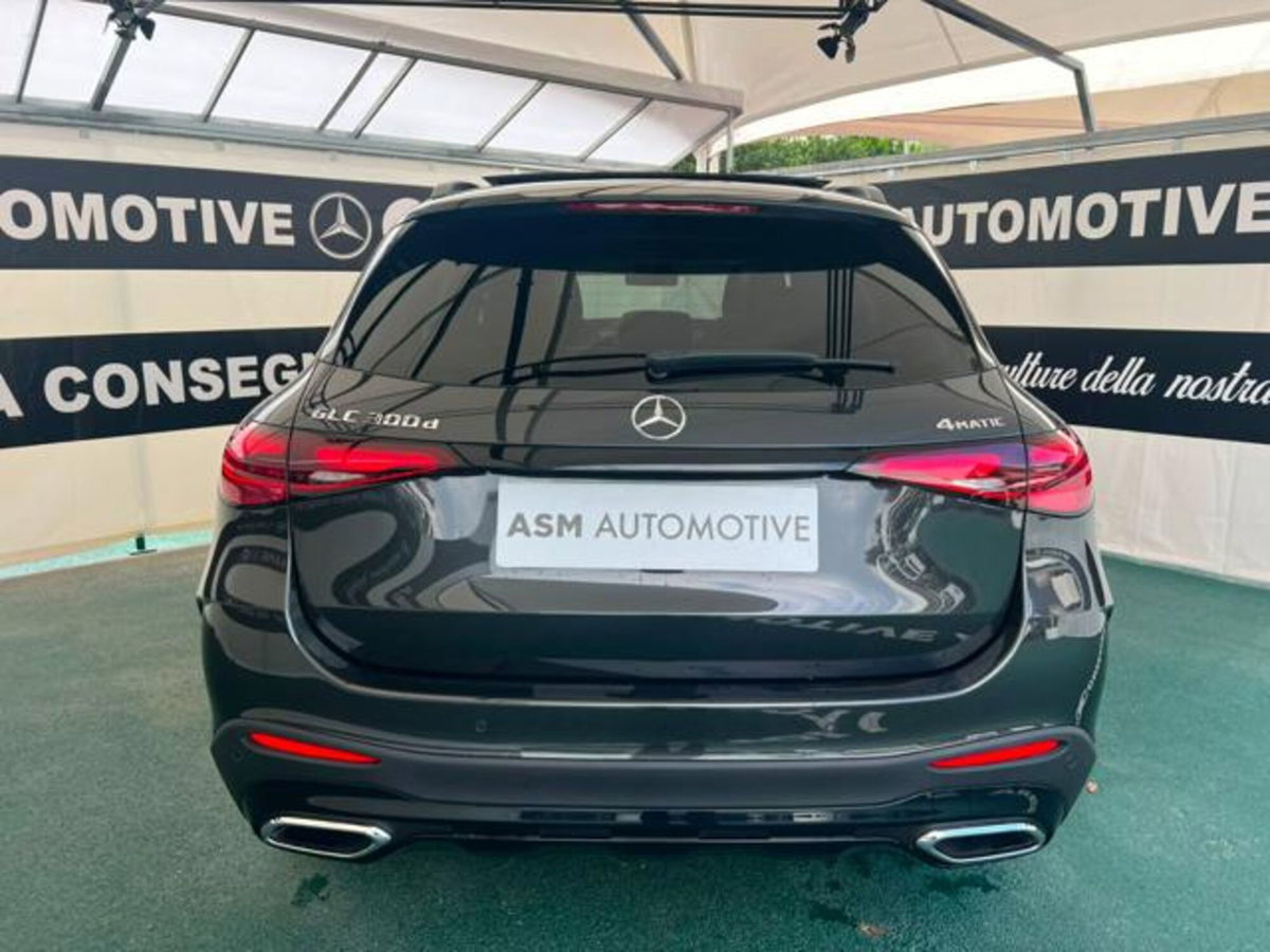 Mercedes-Benz GLC SUV 300 d AMG Line Premium Plus 4matic auto (5)
