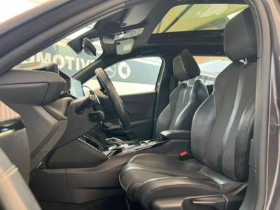 Peugeot 2008 BlueHDi 130 S&S EAT8 GT Pack (9)