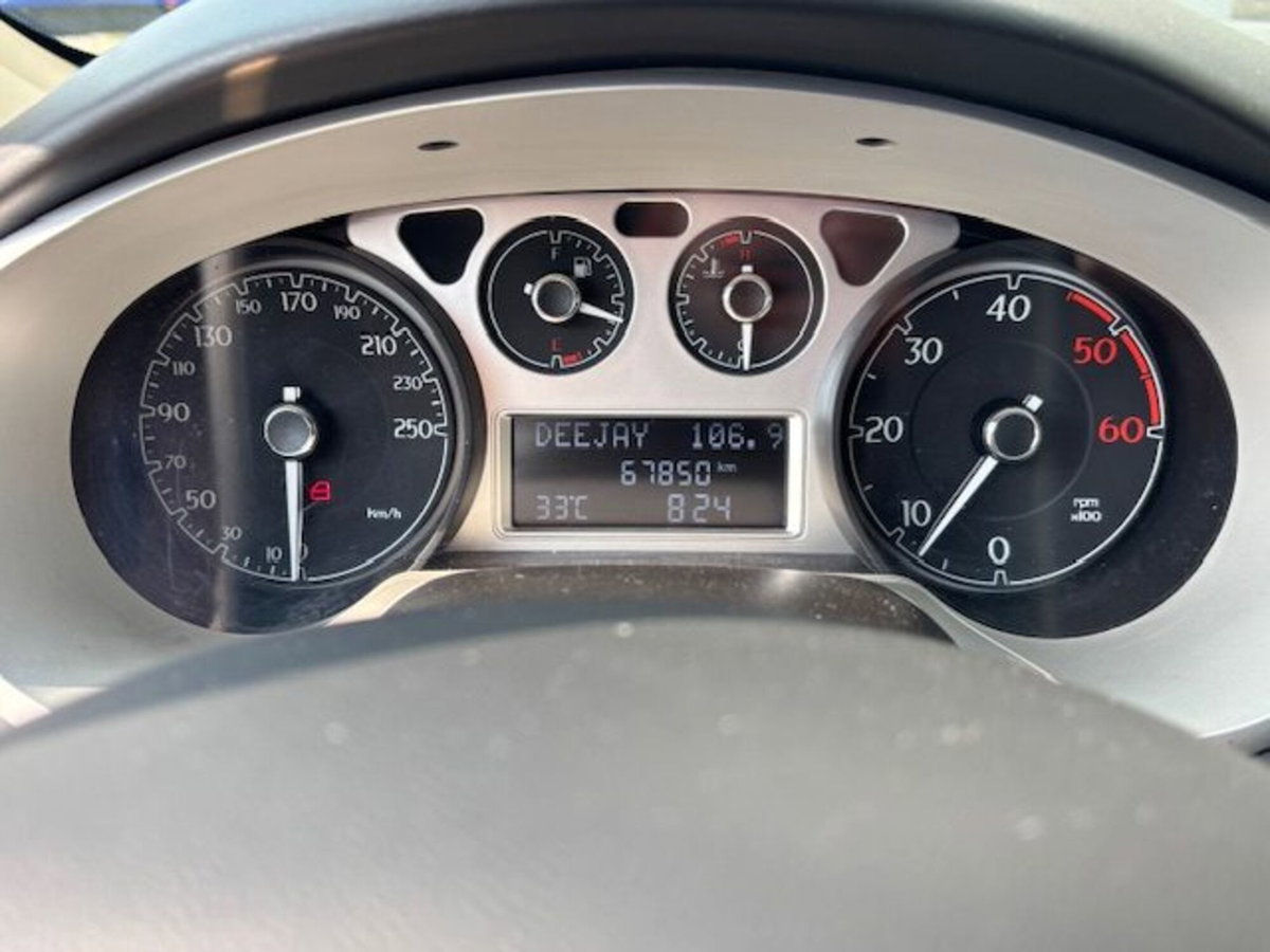 Lancia Delta 1.6 MJT DPF Gold (14)