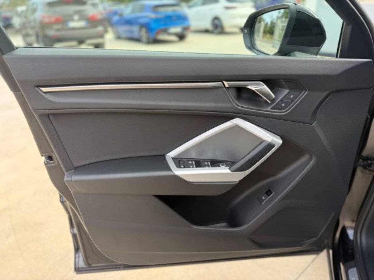 Audi Q3 Sportback 35 TDI (15)