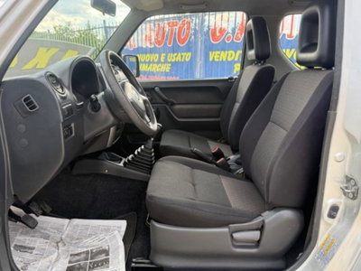 Suzuki Jimny 1.5 DDiS cat 4WD JLX Più (15)