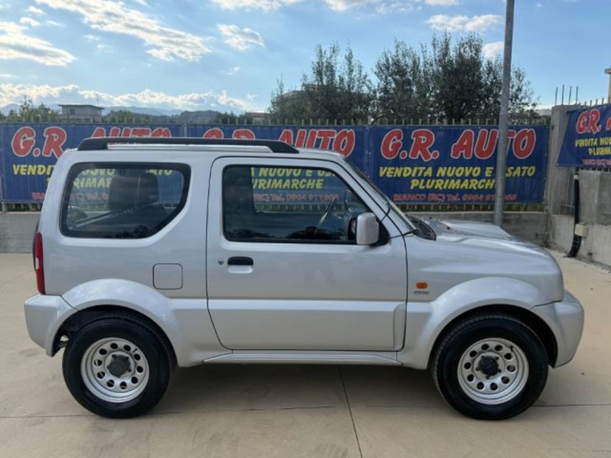 Suzuki Jimny 1.5 DDiS cat 4WD JLX Più (3)