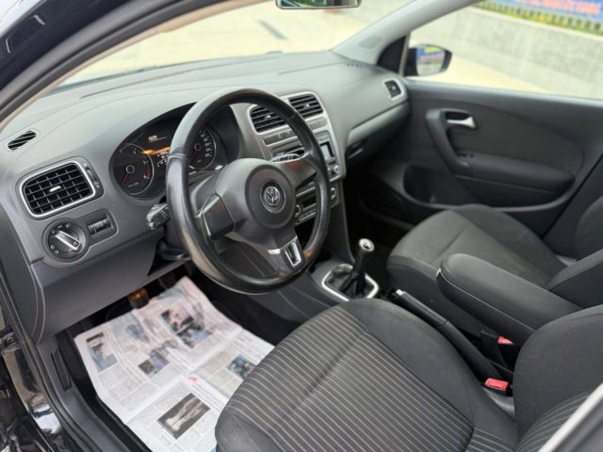 Volkswagen Polo Cross 1.6 TDI 90CV DPF (13)