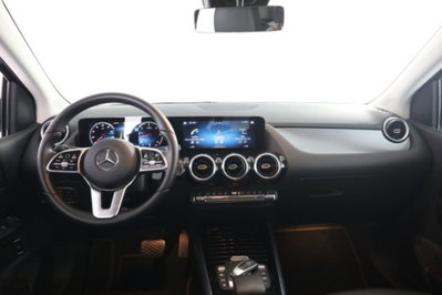 Mercedes-Benz CLA Shooting Brake 180 d Automatic Shooting Brake Sport (4)
