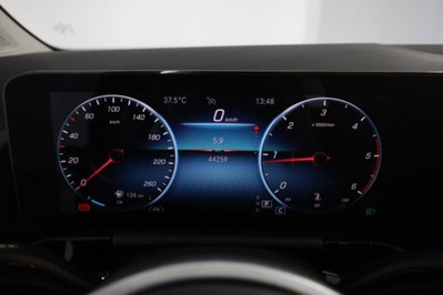 Mercedes-Benz CLA Shooting Brake 180 d Automatic Shooting Brake Sport (7)