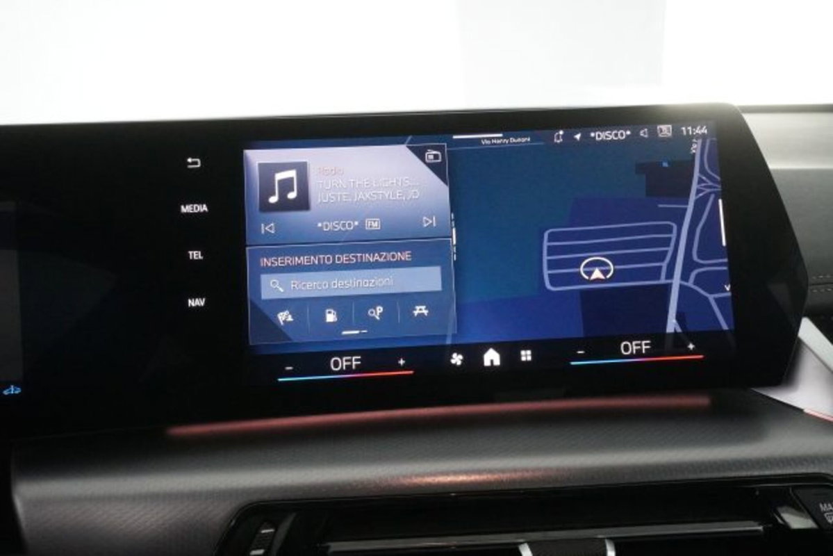 BMW X1 sDrive 18d Msport (11)
