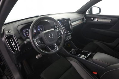 Volvo XC40 T4 Recharge Plug-in Hybrid R-design usata