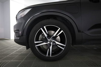 Volvo XC40 T4 Recharge Plug-in Hybrid R-design (8)