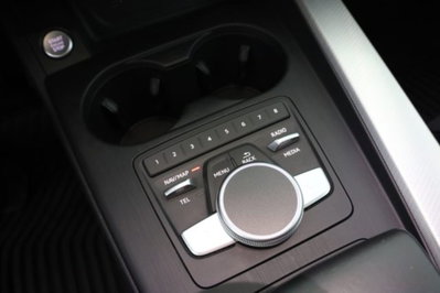 Audi A4 Avant 2.0 TDI 190 CV quattro S tronic (13)