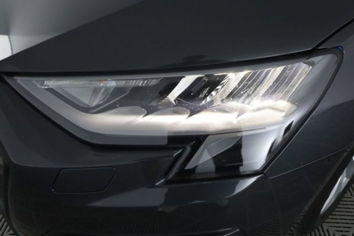 Audi A3 Sportback 30 TFSI Business (9)