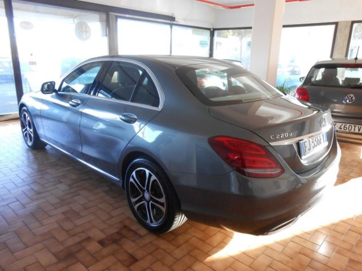 Mercedes-Benz Classe C 220 d Auto Sport (4)