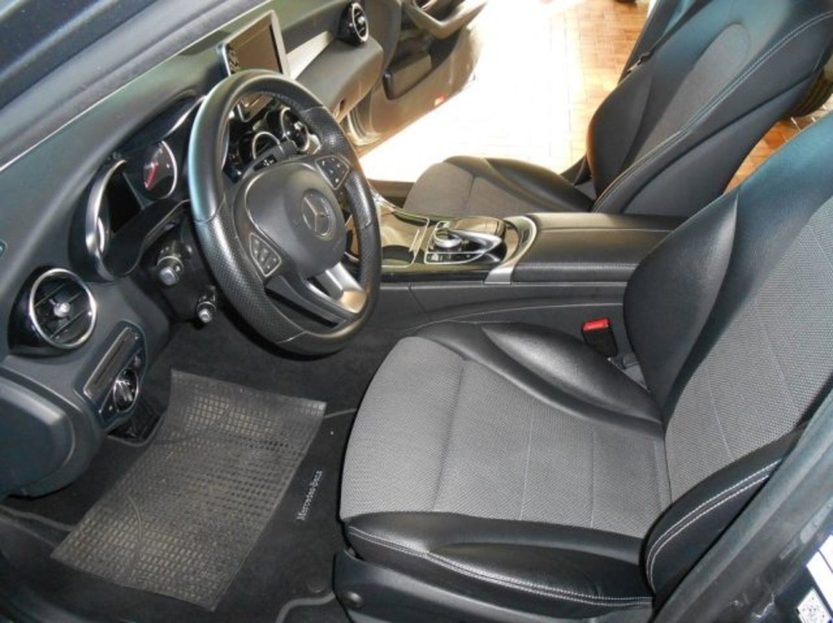 Mercedes-Benz Classe C 220 d Auto Sport (6)